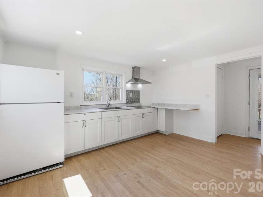 4920 Bright Road, Charlotte, NC 28214.  MLS# CAR4358437, YatesRealty ID 11854. 