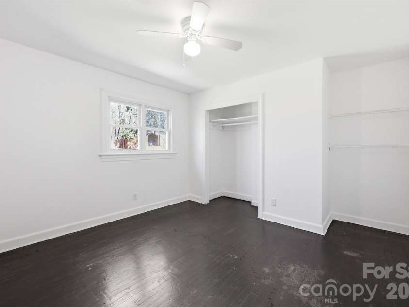 4920 Bright Road, Charlotte, NC 28214.  MLS# CAR4358437, YatesRealty ID 11854. 