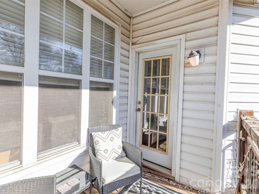 6730 Mallard Park Drive, Charlotte, NC 28262.  MLS# CAR4329944, YatesRealty ID 11855. Outside Deck/Patio