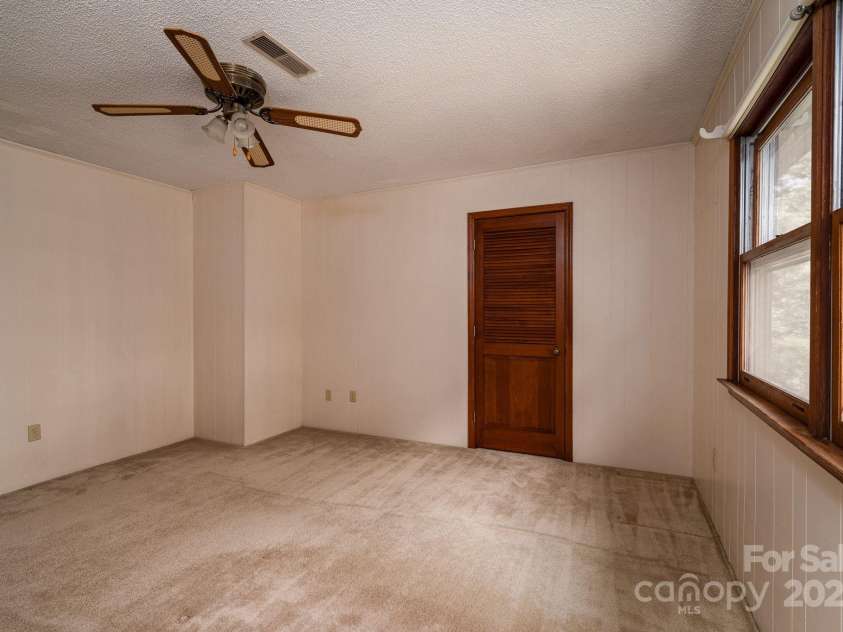 104 Ridge Drive, Stanley, NC 28164.  MLS# CAR4255622, YatesRealty ID 11856. Upstairs Bedrm 2