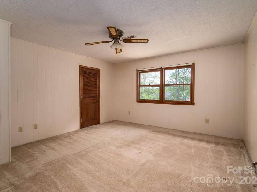 104 Ridge Drive, Stanley, NC 28164.  MLS# CAR4255622, YatesRealty ID 11856. Upstairs Bedrm 2