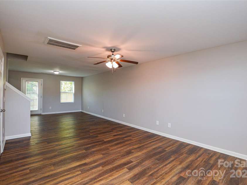 1232 Matheson Avenue, Charlotte, NC 28205.  MLS# CAR4319318, YatesRealty ID 11856. 
