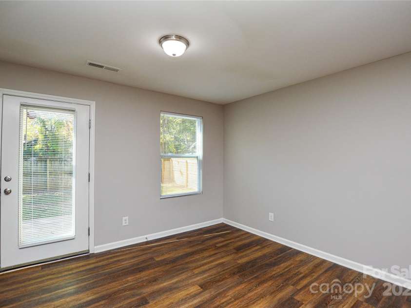 1232 Matheson Avenue, Charlotte, NC 28205.  MLS# CAR4319318, YatesRealty ID 11856. 