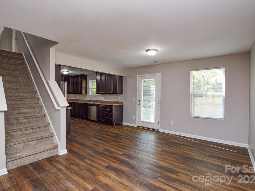 1232 Matheson Avenue, Charlotte, NC 28205.  MLS# CAR4319318, YatesRealty ID 11856. 