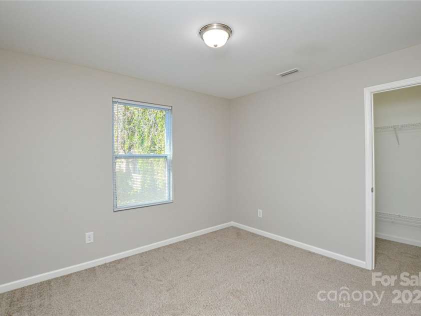 1232 Matheson Avenue, Charlotte, NC 28205.  MLS# CAR4319318, YatesRealty ID 11856. 