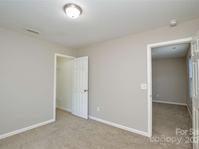 1232 Matheson Avenue, Charlotte, NC 28205.  MLS# CAR4319318, YatesRealty ID 11856. 