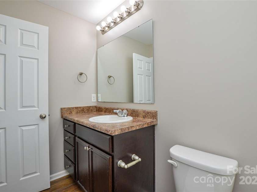1232 Matheson Avenue, Charlotte, NC 28205.  MLS# CAR4319318, YatesRealty ID 11856. 