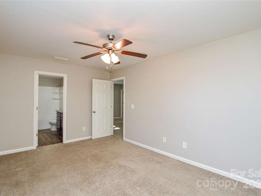 1232 Matheson Avenue, Charlotte, NC 28205.  MLS# CAR4319318, YatesRealty ID 11856. 
