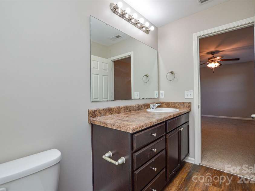 1232 Matheson Avenue, Charlotte, NC 28205.  MLS# CAR4319318, YatesRealty ID 11856. 