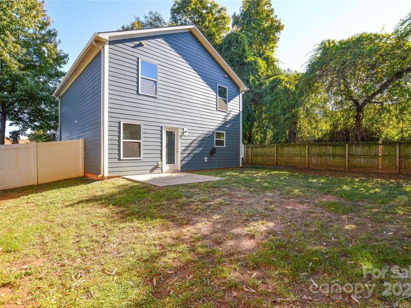 1232 Matheson Avenue, Charlotte, NC 28205.  MLS# CAR4319318, YatesRealty ID 11856. 