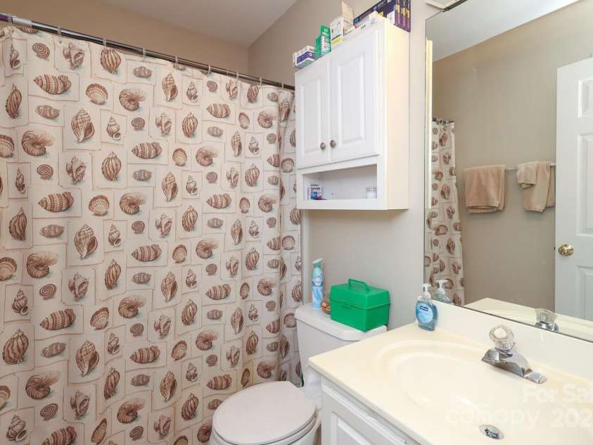 2003 Hemby Commons Parkway, Indian Trail, NC 28079.  MLS# CAR4230875, YatesRealty ID 11859. Hall bath