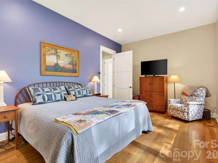 159 Settings Boulevard, Black Mountain, NC 28711.  MLS# CAR4382509, YatesRealty ID 11860. 
