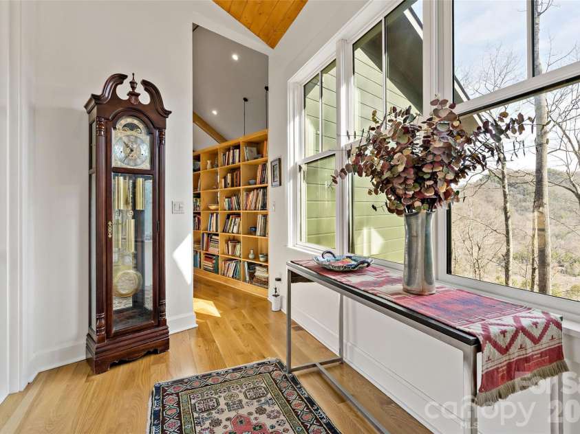 159 Settings Boulevard, Black Mountain, NC 28711.  MLS# CAR4382509, YatesRealty ID 11860. 