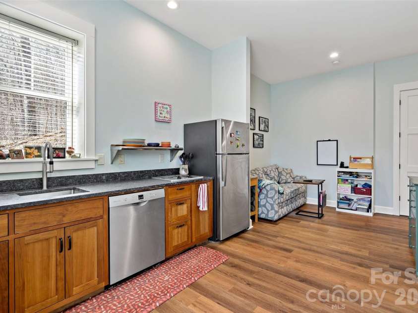 159 Settings Boulevard, Black Mountain, NC 28711.  MLS# CAR4382509, YatesRealty ID 11860. 