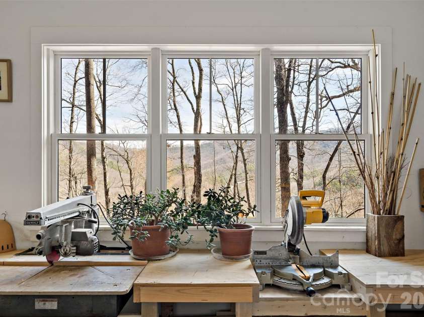 159 Settings Boulevard, Black Mountain, NC 28711.  MLS# CAR4382509, YatesRealty ID 11860. 