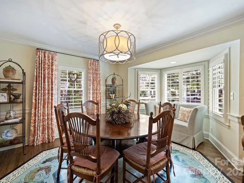 2627 Hampton Avenue, Charlotte, NC 28207.  MLS# CAR4256065, YatesRealty ID 11861. 
