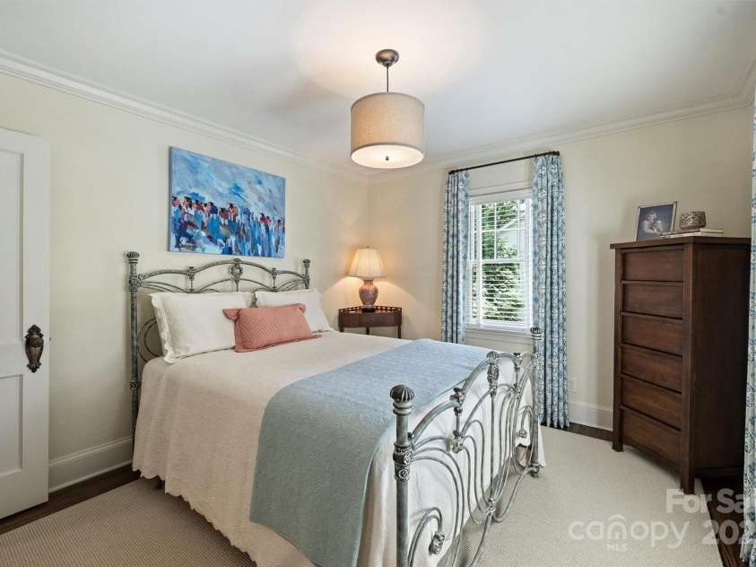 2627 Hampton Avenue, Charlotte, NC 28207.  MLS# CAR4256065, YatesRealty ID 11861. 