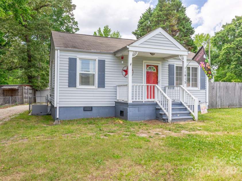 1415 Midlake Road, Kannapolis, NC 28083.  MLS# CAR4256389, YatesRealty ID 11862. 