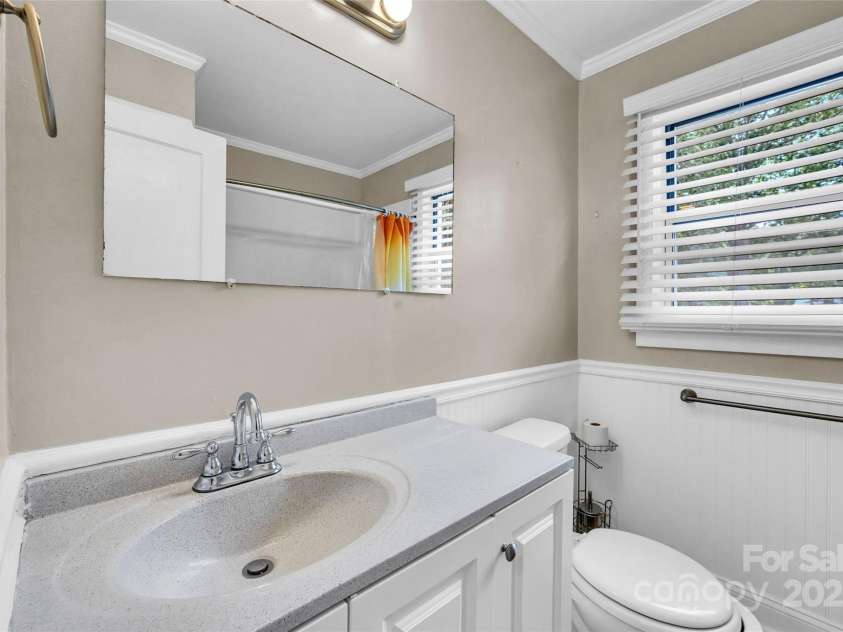 1415 Midlake Road, Kannapolis, NC 28083.  MLS# CAR4256389, YatesRealty ID 11862. 