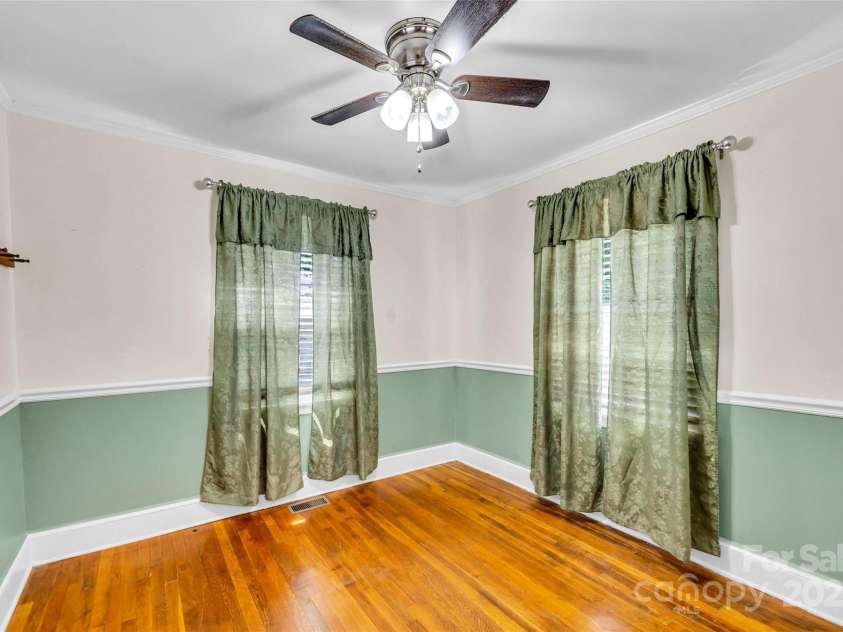 1415 Midlake Road, Kannapolis, NC 28083.  MLS# CAR4256389, YatesRealty ID 11862. 