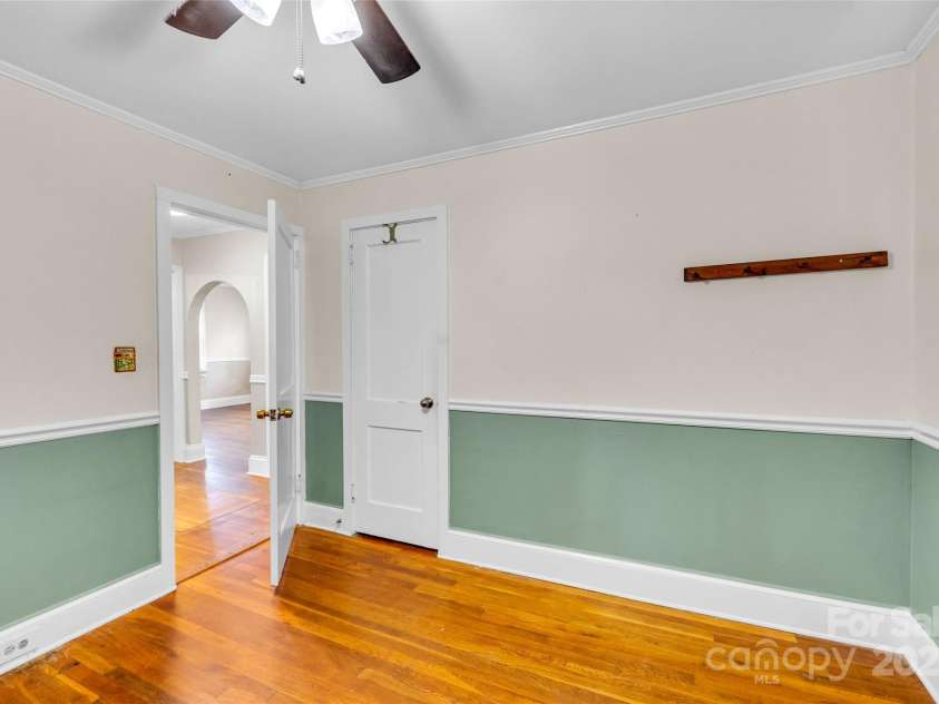 1415 Midlake Road, Kannapolis, NC 28083.  MLS# CAR4256389, YatesRealty ID 11862. 