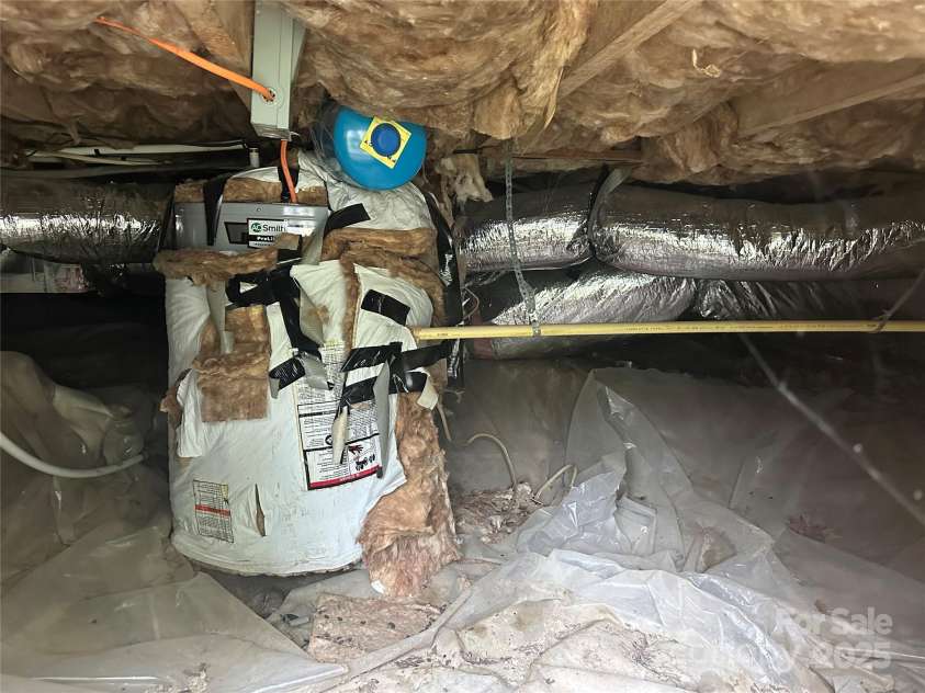 1415 Midlake Road, Kannapolis, NC 28083.  MLS# CAR4256389, YatesRealty ID 11862. 