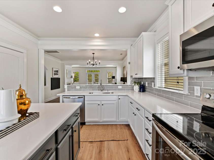 1904 Lela Avenue, Charlotte, NC 28208.  MLS# CAR4241700, YatesRealty ID 11864. Kitchen view 1