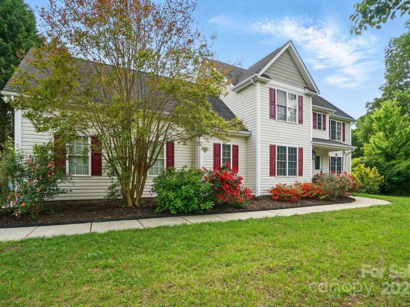 305 Phillip Drive, Salisbury, NC 28146.  MLS# CAR4252073, YatesRealty ID 11865. 