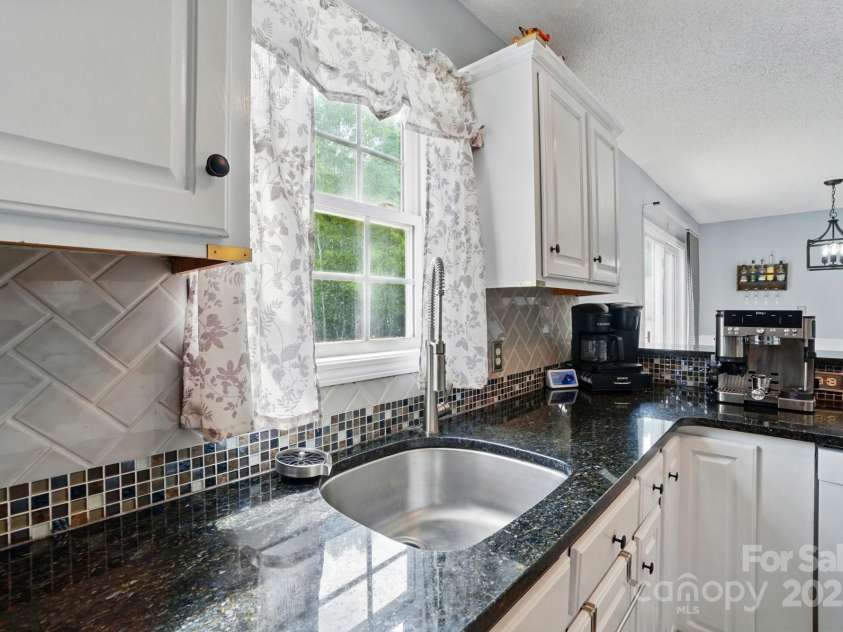 305 Phillip Drive, Salisbury, NC 28146.  MLS# CAR4252073, YatesRealty ID 11865. 