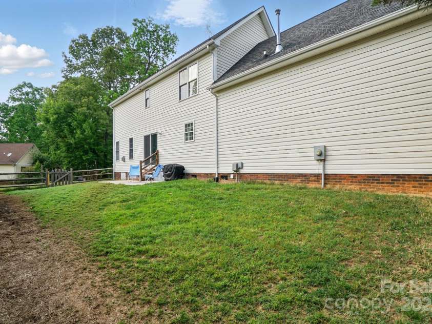 305 Phillip Drive, Salisbury, NC 28146.  MLS# CAR4252073, YatesRealty ID 11865. 