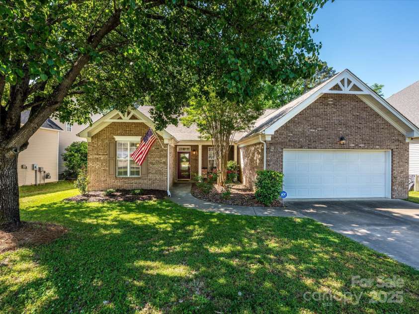 14336 Northridge Drive, Charlotte, NC 28269.  MLS# CAR4257226, YatesRealty ID 11866. 