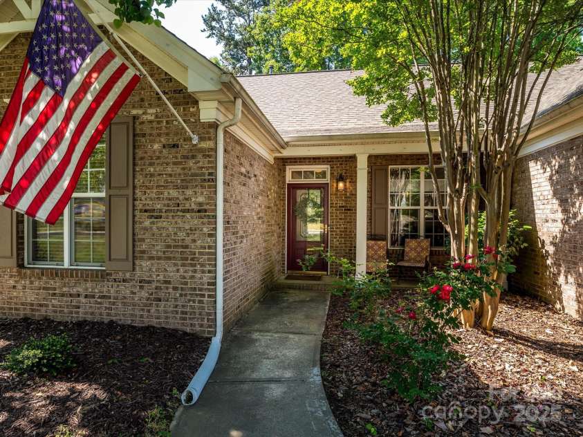 14336 Northridge Drive, Charlotte, NC 28269.  MLS# CAR4257226, YatesRealty ID 11866. 