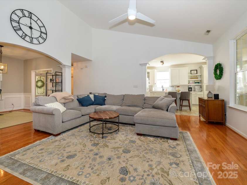 14336 Northridge Drive, Charlotte, NC 28269.  MLS# CAR4257226, YatesRealty ID 11866. 