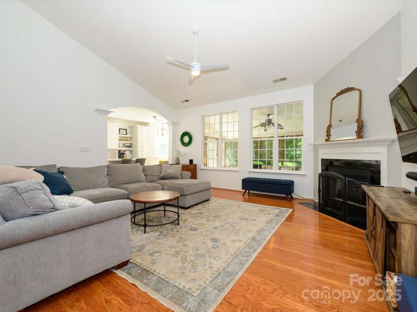 14336 Northridge Drive, Charlotte, NC 28269.  MLS# CAR4257226, YatesRealty ID 11866. 