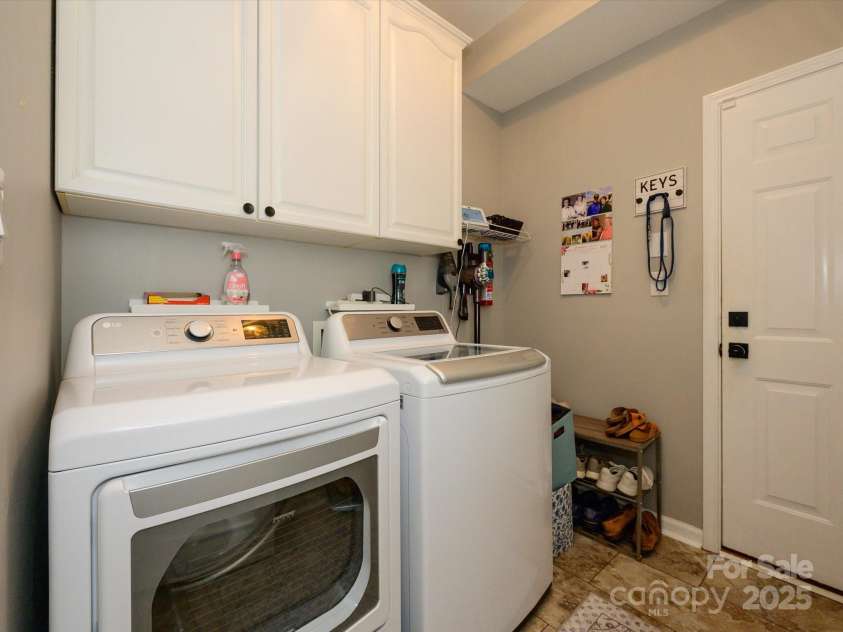 14336 Northridge Drive, Charlotte, NC 28269.  MLS# CAR4257226, YatesRealty ID 11866. 