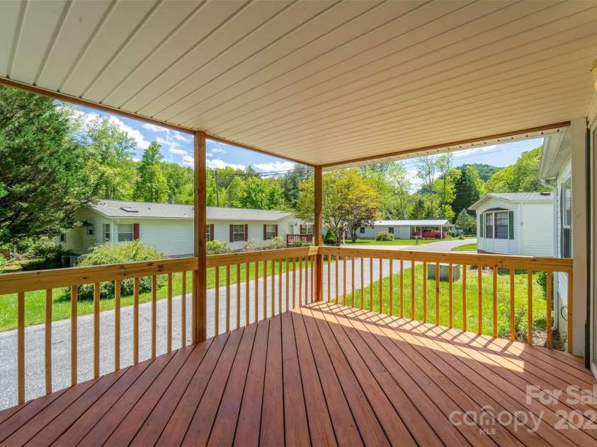 314 Chickamauga Circle, Cullowhee, NC 28723.  MLS# CAR4256116, YatesRealty ID 11867. 