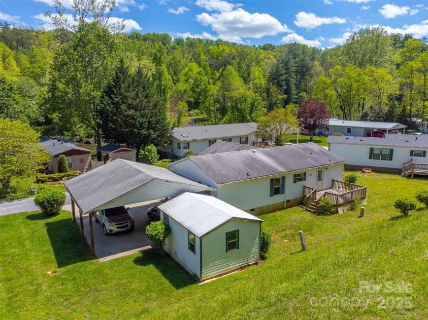 314 Chickamauga Circle, Cullowhee, NC 28723.  MLS# CAR4256116, YatesRealty ID 11867. 