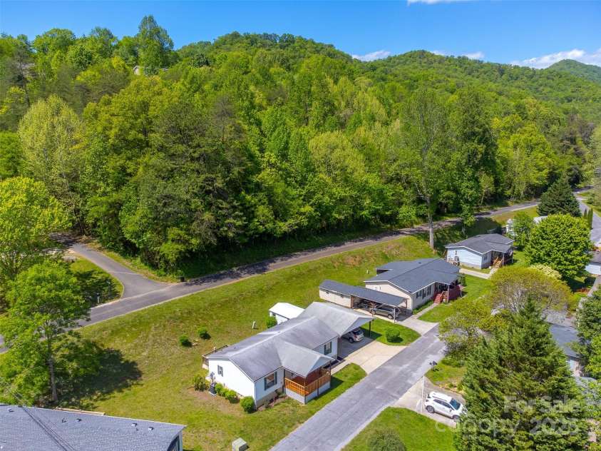 314 Chickamauga Circle, Cullowhee, NC 28723.  MLS# CAR4256116, YatesRealty ID 11867. 