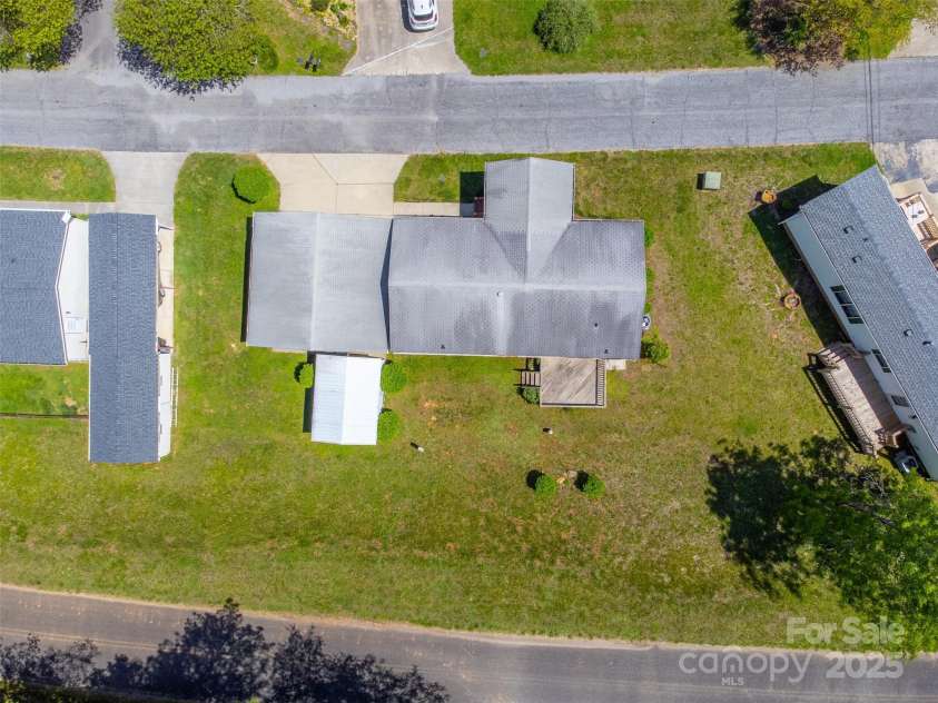 314 Chickamauga Circle, Cullowhee, NC 28723.  MLS# CAR4332949, YatesRealty ID 11867. 