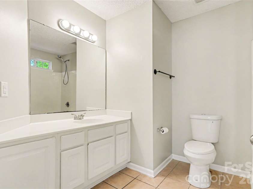 117 Tanninger Road, Mount Holly, NC 28120.  MLS# CAR4369673, YatesRealty ID 11868. Ensuite Bathroom