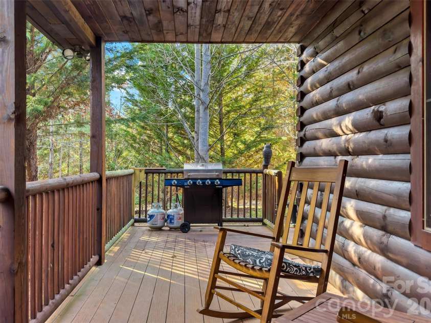 317 Chocolate Drop Circle, Union Mills, NC 28167.  MLS# CAR4337126, YatesRealty ID 1187. A great place to relax
