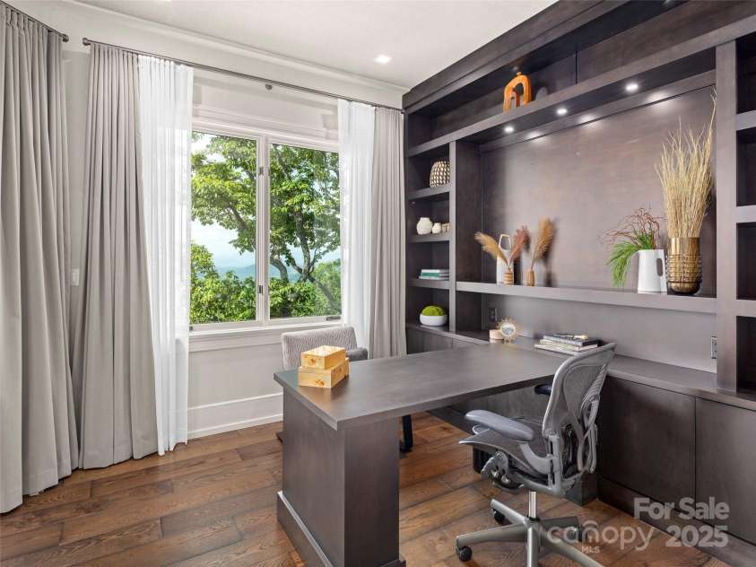 510 Cloud Top Way, Arden, NC 28704.  MLS# CAR4271499, YatesRealty ID 1187. 