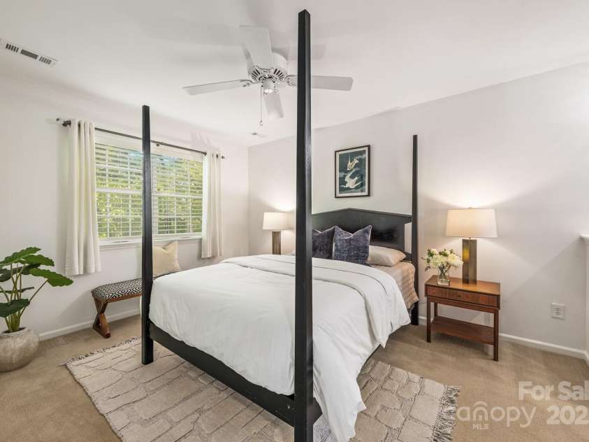 9012 Saint Thomas Lane, Charlotte, NC 28277.  MLS# CAR4248076, YatesRealty ID 11870. 