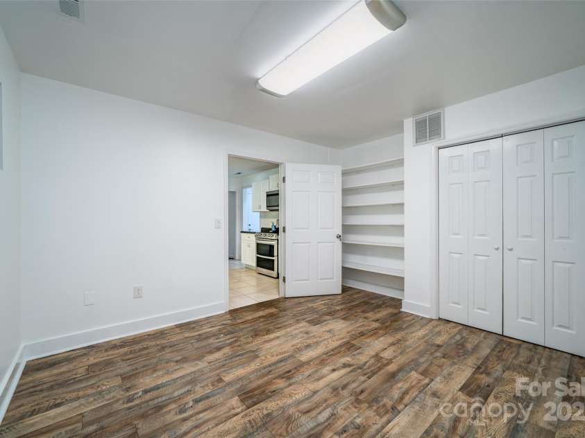 19 Azure Sage Way, Asheville, NC 28806.  MLS# CAR4312803, YatesRealty ID 11871. 