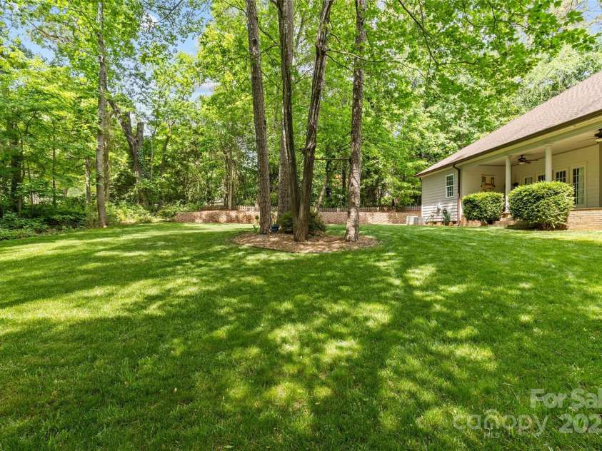 4025 Cherrybrook Drive, Mint Hill, NC 28227.  MLS# CAR4254558, YatesRealty ID 11871. 