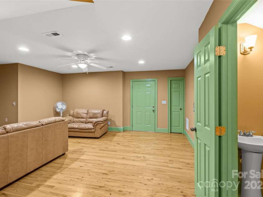 4025 Cherrybrook Drive, Mint Hill, NC 28227.  MLS# CAR4254558, YatesRealty ID 11871. 