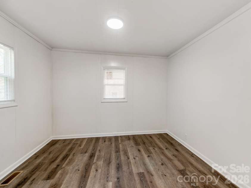 1717 Davidson Avenue, Gastonia, NC 28052.  MLS# CAR4362898, YatesRealty ID 11872. 