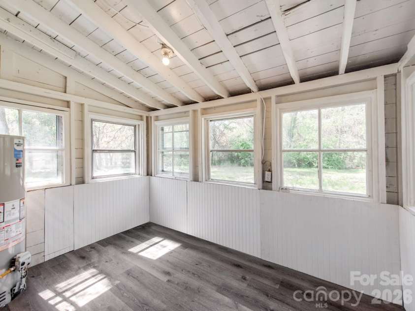 1717 Davidson Avenue, Gastonia, NC 28052.  MLS# CAR4362898, YatesRealty ID 11872. 
