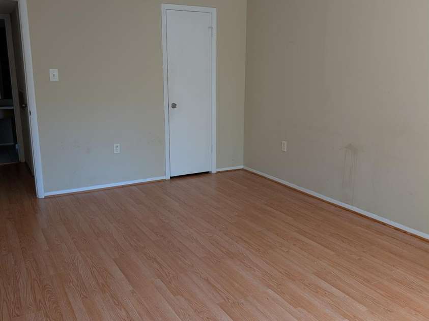5012 Sardis Road, Charlotte, NC 28270.  MLS# CAR4368483, YatesRealty ID 11873. 