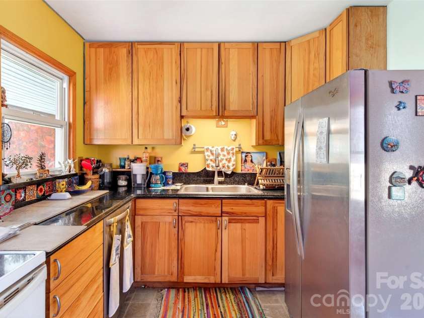 522 Old Us 70 Highway, Old Fort, NC 28762.  MLS# CAR4369117, YatesRealty ID 11874. 